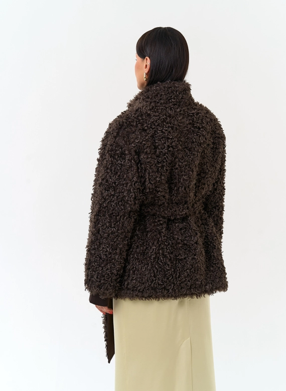 Женская дубленка из эко замши фото