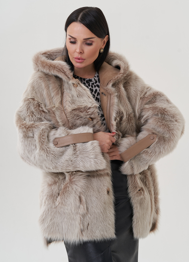 Женская дубленка с капюшоном модель № 25633 универмаг малина