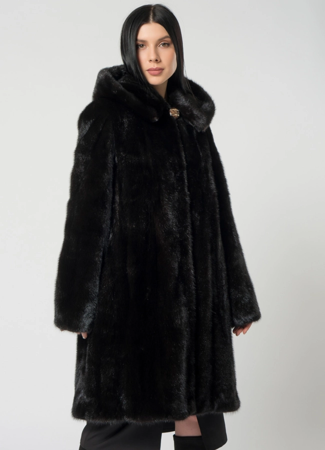 Норковая шуба с капюшоном модель № 25929 меха малина