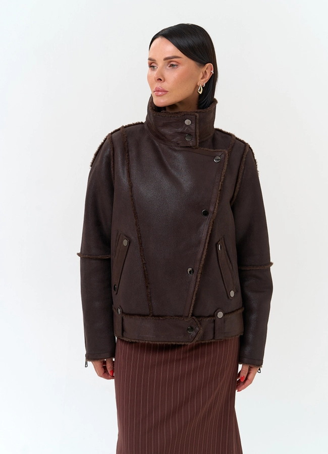 Женская дубленка из эко замши модель № 33907 универмаг малина