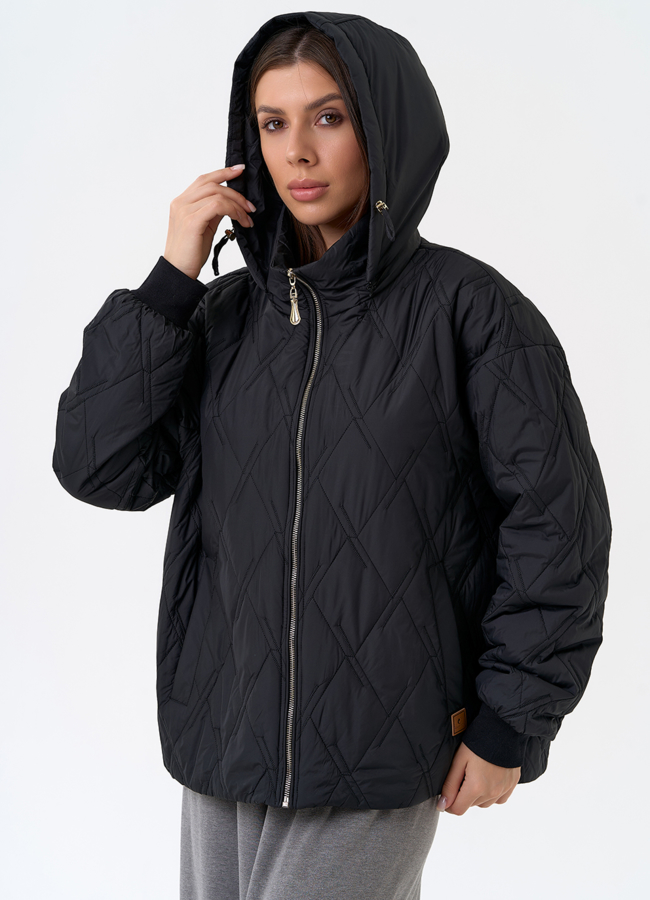фото Женская куртка с капюшоном в черном цвете модель № 31390