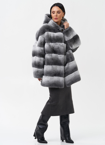 Шуба из кролика с капюшоном