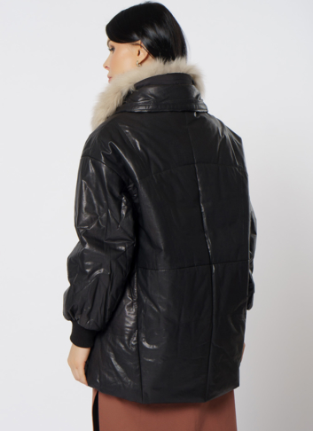 Утепленная кожаная куртка с песцом