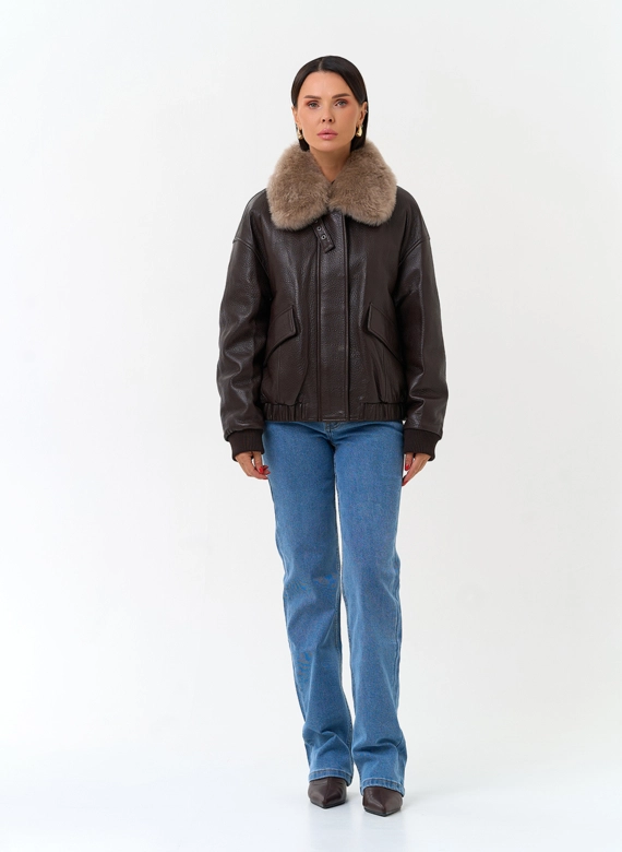 Укороченный пуховик из натуральной кожи  фото