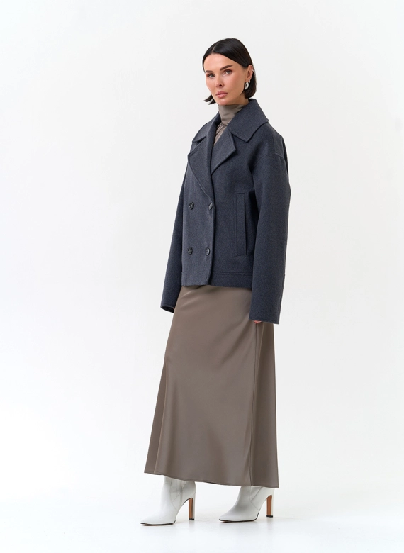 Женское полупальто с английским воротником
