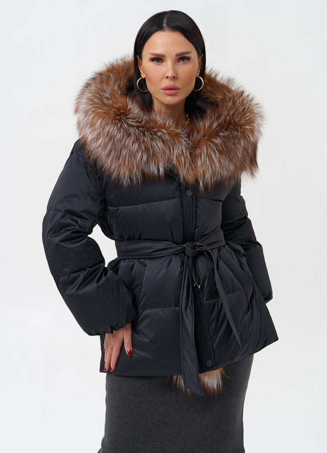 Женский пуховик с отделкой из меха лисы модель № 28521 универмаг малина
