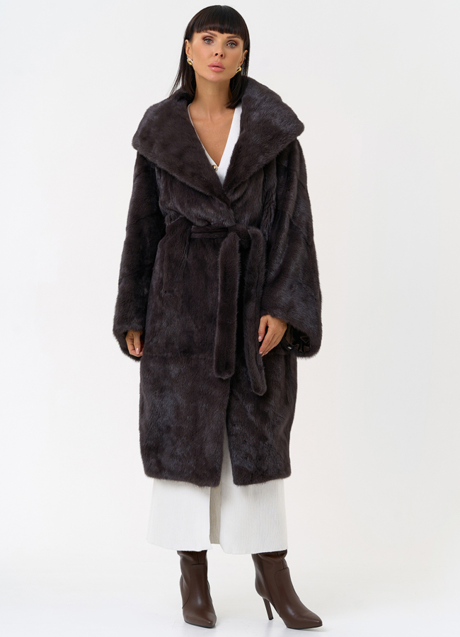 Женская шуба из меха норки с капюшоном  модель № 31377 универмаг малина