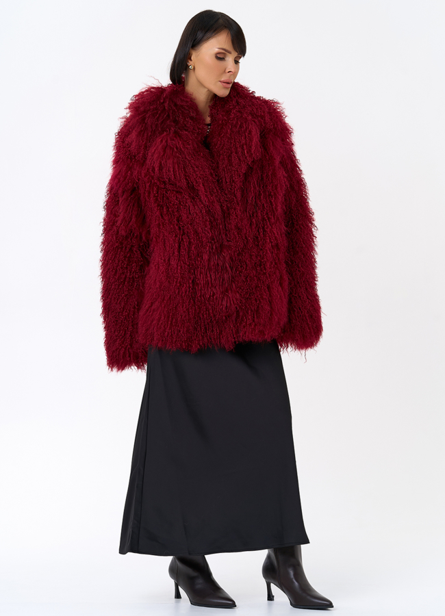 Красная шуба из ламы модель № 31832 универмаг малина
