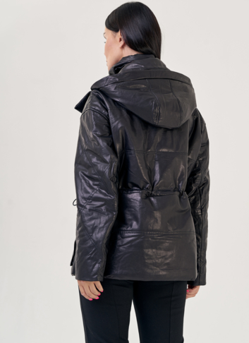 Женская кожаная куртка с капюшоном 