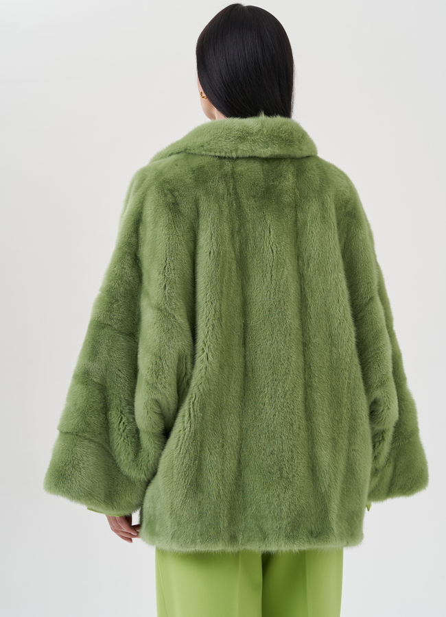 Шуба из норки с английским воротником  модель № 24664 универмаг малина