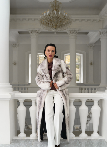 Длинная шуба из норки крестовки cross