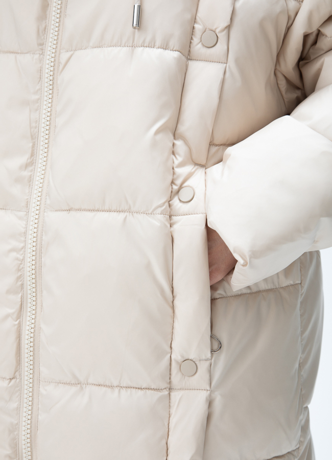 Женский пуховик с капюшоном  модель № 28006 универмаг малина